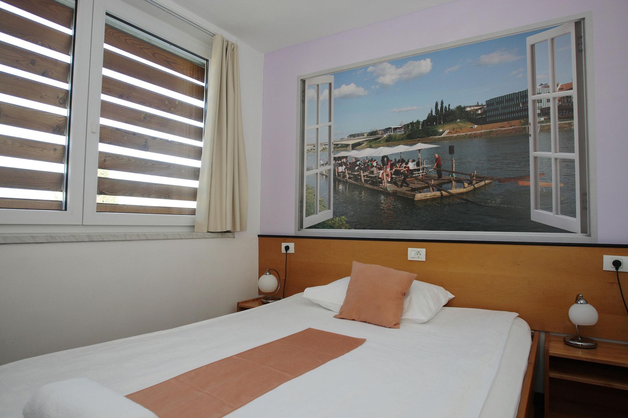 Hotel Tabor Maribor Exterior foto